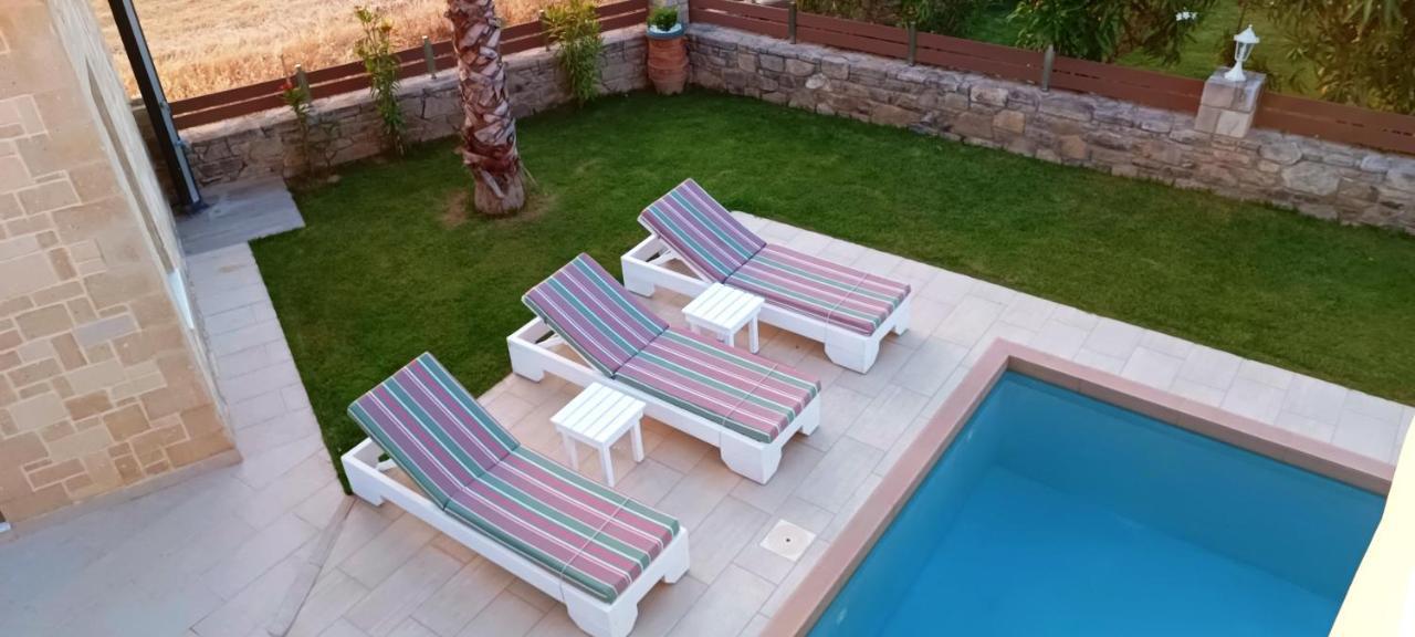 Villa Alexandros Kíssamos Exteriör bild