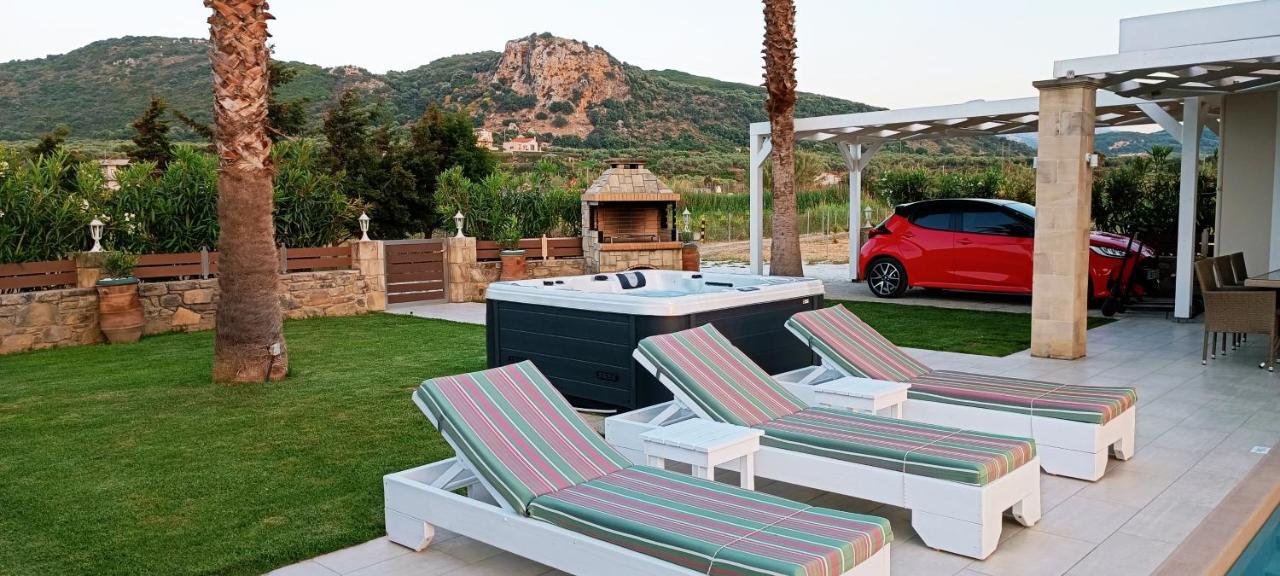 Villa Alexandros Kíssamos Exteriör bild